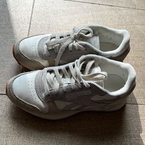 Reebok Women Sneaker Size 6.5